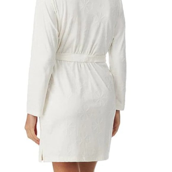 Kate Spade white plush robe  size 1X/2X - Picture 2 of 3